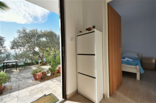 Foto 11 - Apartamento de 1 habitación en Starigrad con vistas al mar