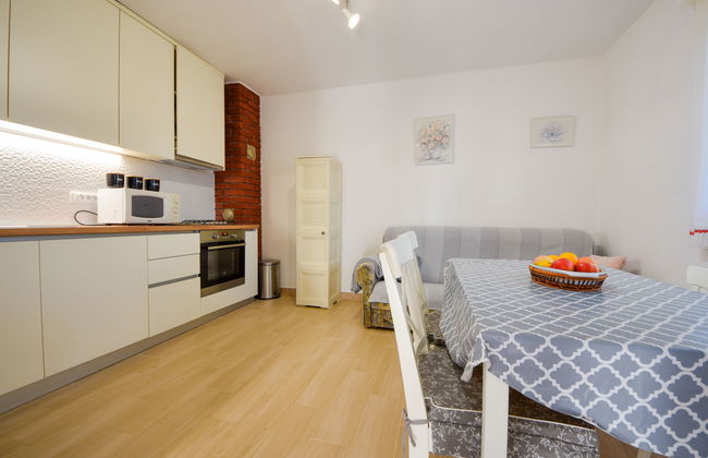 Apartment mit 2 Schlafzimmern in Starigrad mit garten - Foto 7