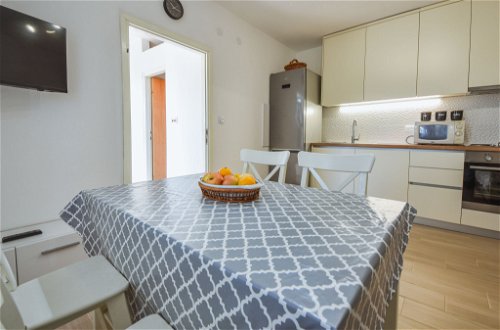 Photo 3 - 1 bedroom Apartment in Starigrad with sea view