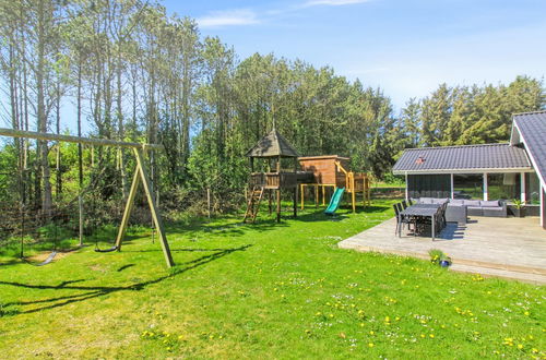 Photo 4 - Maison de 5 chambres à Løkken avec piscine privée et terrasse