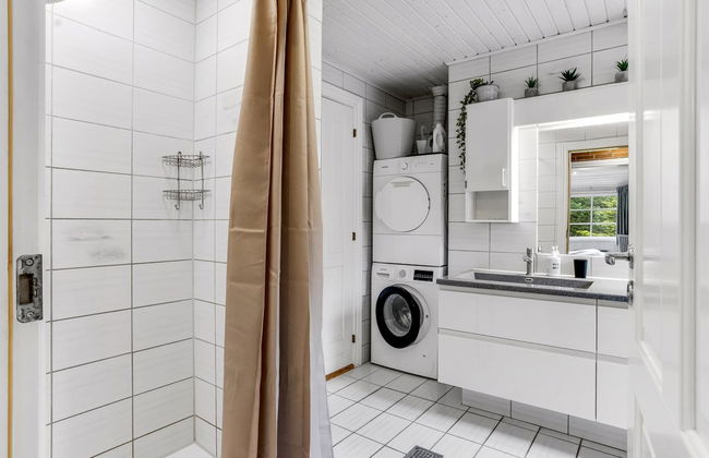 4 bedroom House in Væggerløse with private pool and terrace - Photo 9