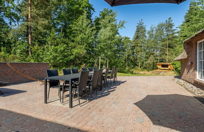 4 bedroom House in Væggerløse with private pool and terrace - Photo 23