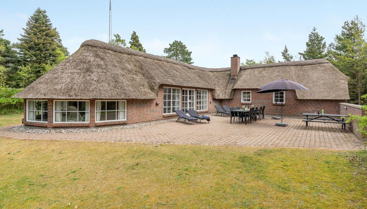 Photo 1 - Maison de 5 chambres à Væggerløse avec piscine privée et terrasse