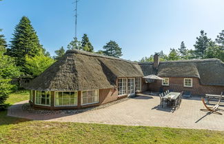 Photo 1 - Maison de 4 chambres à Væggerløse avec piscine privée et terrasse