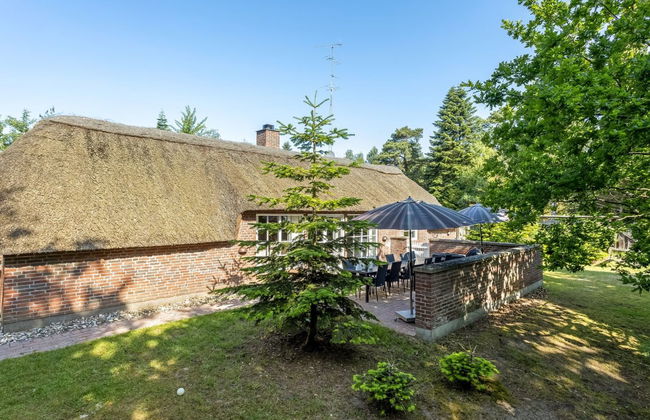 4 bedroom House in Væggerløse with private pool and terrace - Photo 5