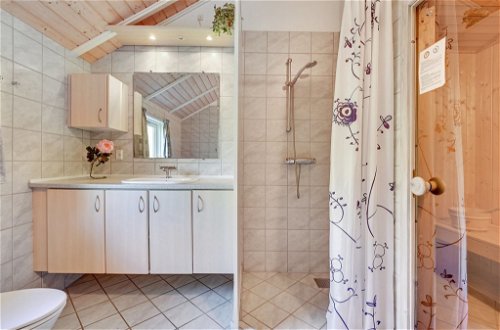 Foto 6 - Haus mit 3 Schlafzimmern in Fanø Bad mit terrasse und sauna