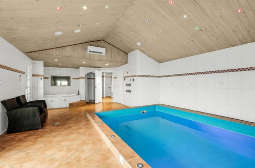 Foto 3 - Casa de 5 quartos em Hvide Sande com piscina privada e terraço