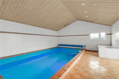Foto 2 - Casa de 5 habitaciones en Hvide Sande con piscina privada y terraza