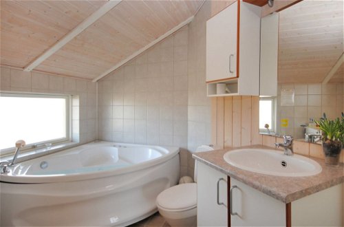 Photo 9 - Maison de 3 chambres à Harboøre avec terrasse et sauna