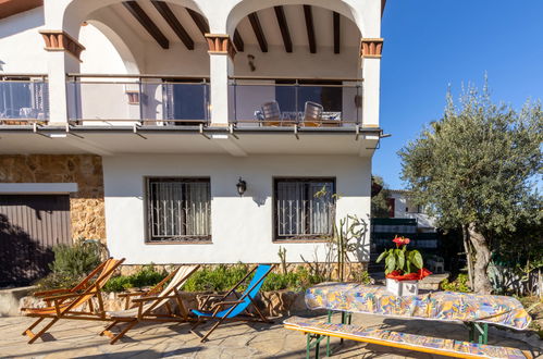 Photo 1 - Maison de 3 chambres à Torredembarra avec jardin et vues à la mer