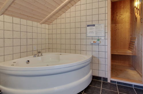 Foto 14 - Haus mit 3 Schlafzimmern in Ørum mit terrasse und sauna