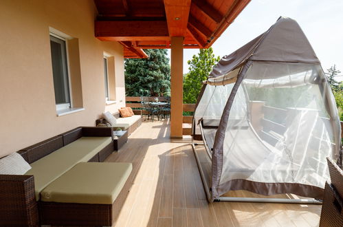 Foto 4 - Appartamento con 2 camere da letto a Révfülöp con giardino e terrazza