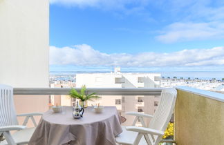 Photo 1 - 2 bedroom Apartment in Arcachon with swimming pool and sea view