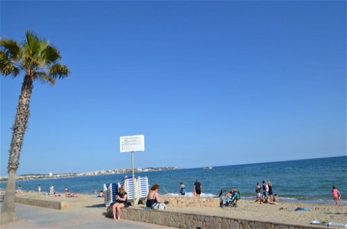 Photo 11 - 2 bedroom Apartment in Cambrils with sea view