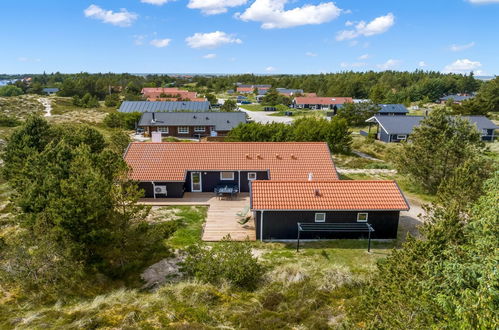 Foto 34 - Casa de 3 habitaciones en Klitmøller con terraza y sauna