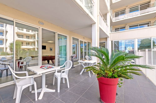 Photo 8 - Appartement de 2 chambres à Plougonvelin avec piscine et jardin