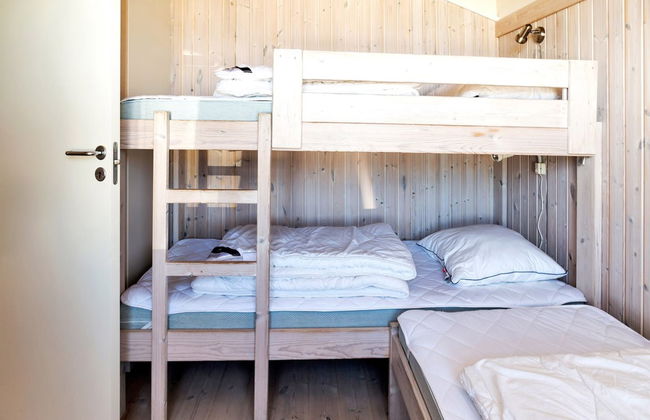 "Elvie" - 200m from the sea - Foto 12