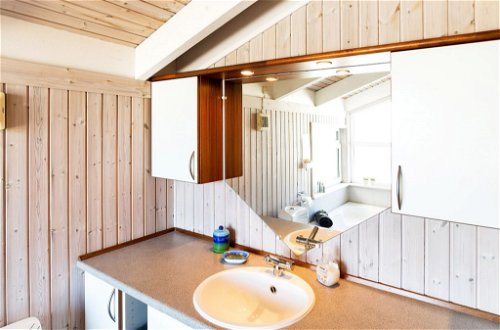 Foto 9 - Casa con 4 camere da letto a Harrerenden con terrazza e sauna