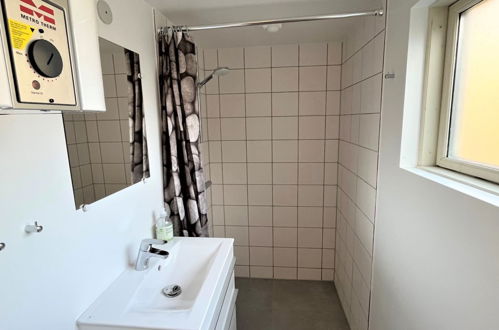 Foto 20 - Casa de 3 habitaciones en Nykøbing Sj con terraza y bañera de hidromasaje