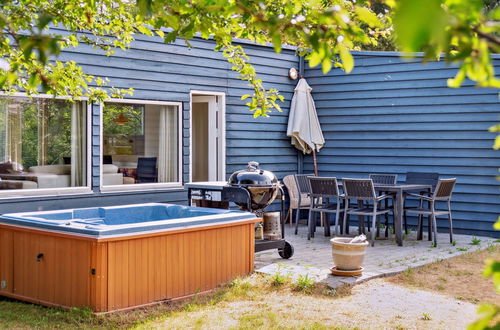 Foto 1 - Casa de 3 quartos em Nykøbing Sj com terraço e banheira de hidromassagem