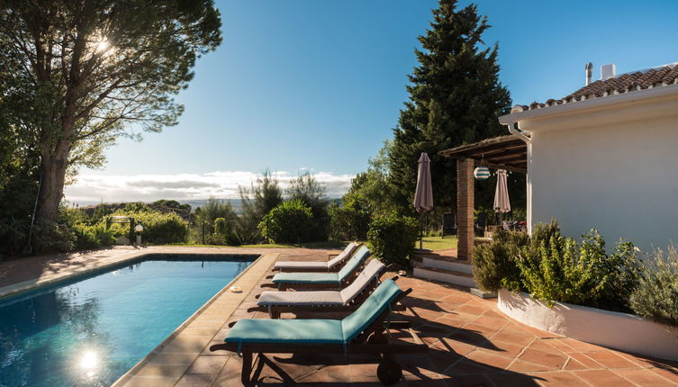 Photo 1 - Maison de 3 chambres à Estepona avec piscine privée et vues à la mer