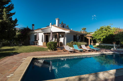 Photo 19 - Maison de 3 chambres à Estepona avec piscine privée et vues à la mer