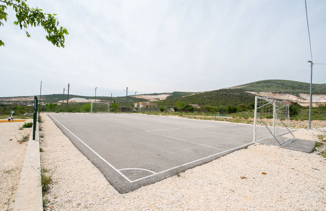 Casa de 5 quartos em Kaštela com piscina privada e jardim - Foto 42