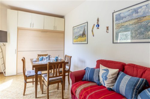 Foto 9 - Apartamento de 1 habitación en San Bartolomeo al Mare con piscina y vistas al mar
