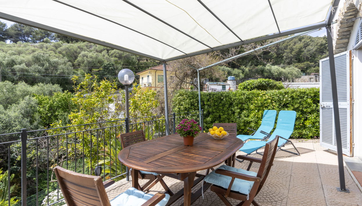 Apartment mit 2 Schlafzimmern in San Bartolomeo al Mare mit schwimmbad und garten - Foto 1