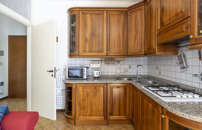 Apartment mit 2 Schlafzimmern in San Bartolomeo al Mare mit schwimmbad und garten - Foto 9