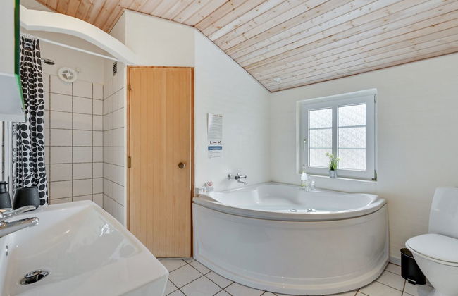 3 bedroom House in Ulfborg with terrace and sauna - Photo 14