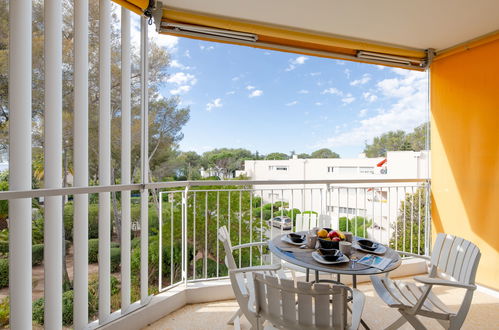 Photo 1 - Appartement de 1 chambre à Saint-Raphaël avec piscine et jardin