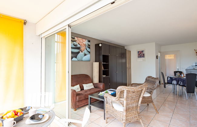 Apartamento de 2 quartos em Saint-Raphaël com piscina e jardim - Foto 3