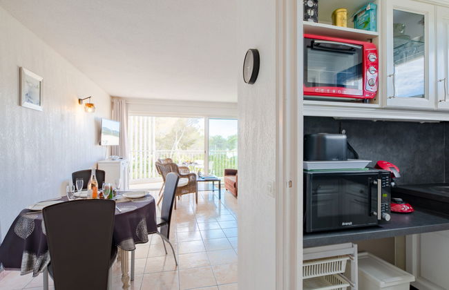 Apartamento de 2 quartos em Saint-Raphaël com piscina e jardim - Foto 10