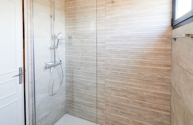 Apartamento de 2 quartos em Saint-Raphaël com piscina e jardim - Foto 21