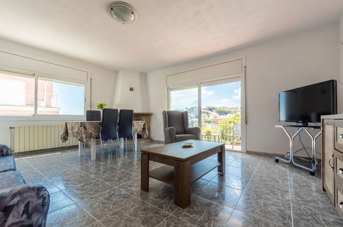 Foto 6 - Casa con 3 camere da letto a Calafell con piscina privata e vista mare