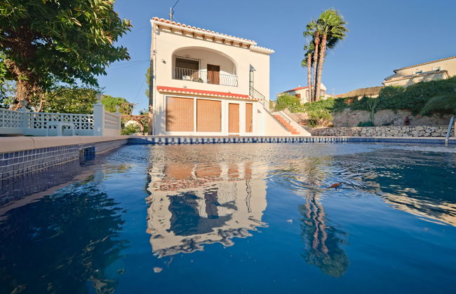 Casa de 3 quartos em Calp com piscina privada e jardim - Foto 18