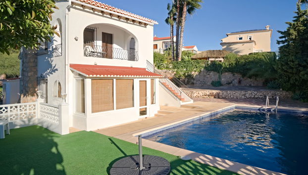 Casa de 3 quartos em Calp com piscina privada e jardim - Foto 4