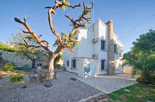 Foto 5 - Casa de 2 quartos em Calp com piscina privada e vistas do mar