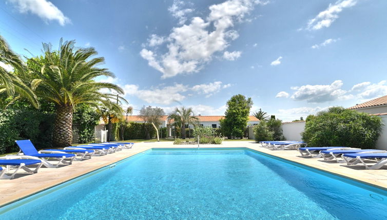 Foto 1 - Casa de 1 habitación en Saint-Georges-d'Oléron con piscina y jardín