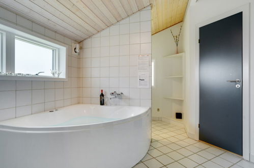 Foto 14 - Haus mit 3 Schlafzimmern in Blåvand mit terrasse und sauna