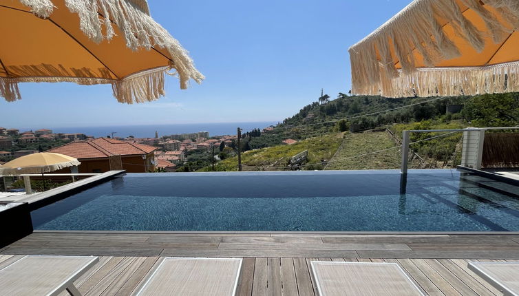 Foto 1 - Appartamento con 1 camera da letto a Costarainera con piscina e giardino