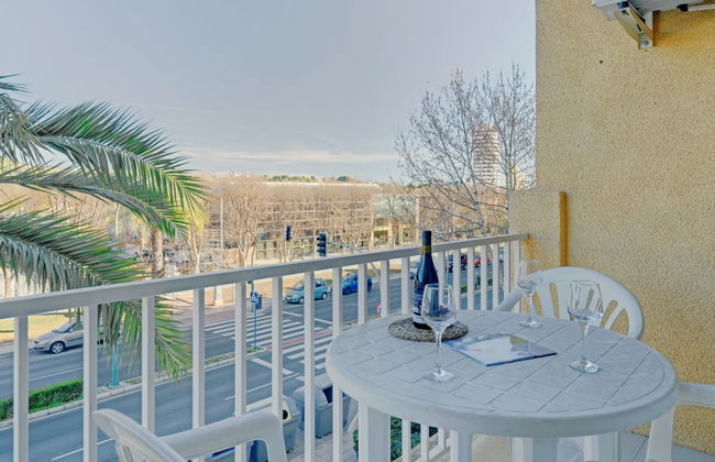 2 bedroom Apartment in Calp with swimming pool and garden - Photo 10