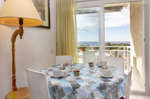 Photo 3 - 2 bedroom Apartment in Mont-roig del Camp with swimming pool and sea view