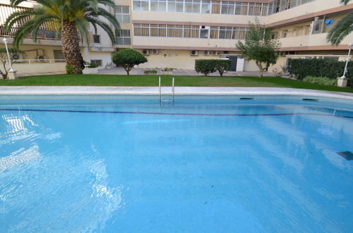 Foto 43 - Appartamento con 3 camere da letto a Salou con piscina e giardino