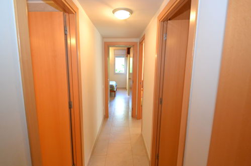 Photo 13 - 3 bedroom Apartment in Salou with swimming pool and garden