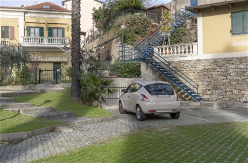 Foto 28 - Apartamento de 2 quartos em Sanremo com vistas do mar