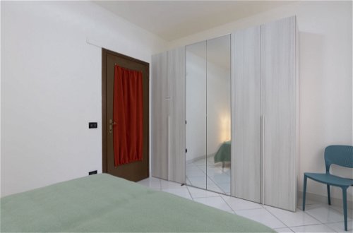 Foto 20 - Apartamento de 2 habitaciones en Sanremo con vistas al mar