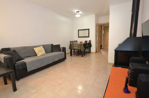 Photo 7 - 2 bedroom House in Cambrils with swimming pool and garden