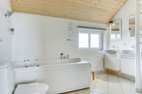 Foto 19 - Casa de 3 quartos em Broager com terraço e sauna
